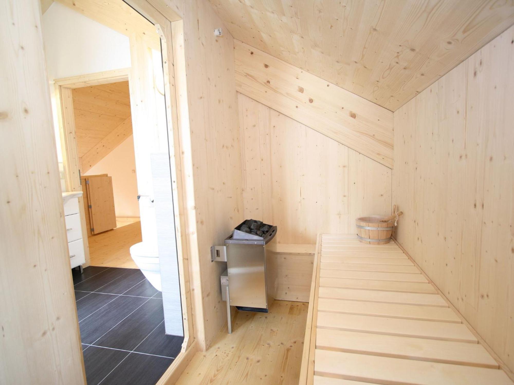 Villa Deluxe Chalet on a Slope in Hohentauern with Sauna Exterior foto