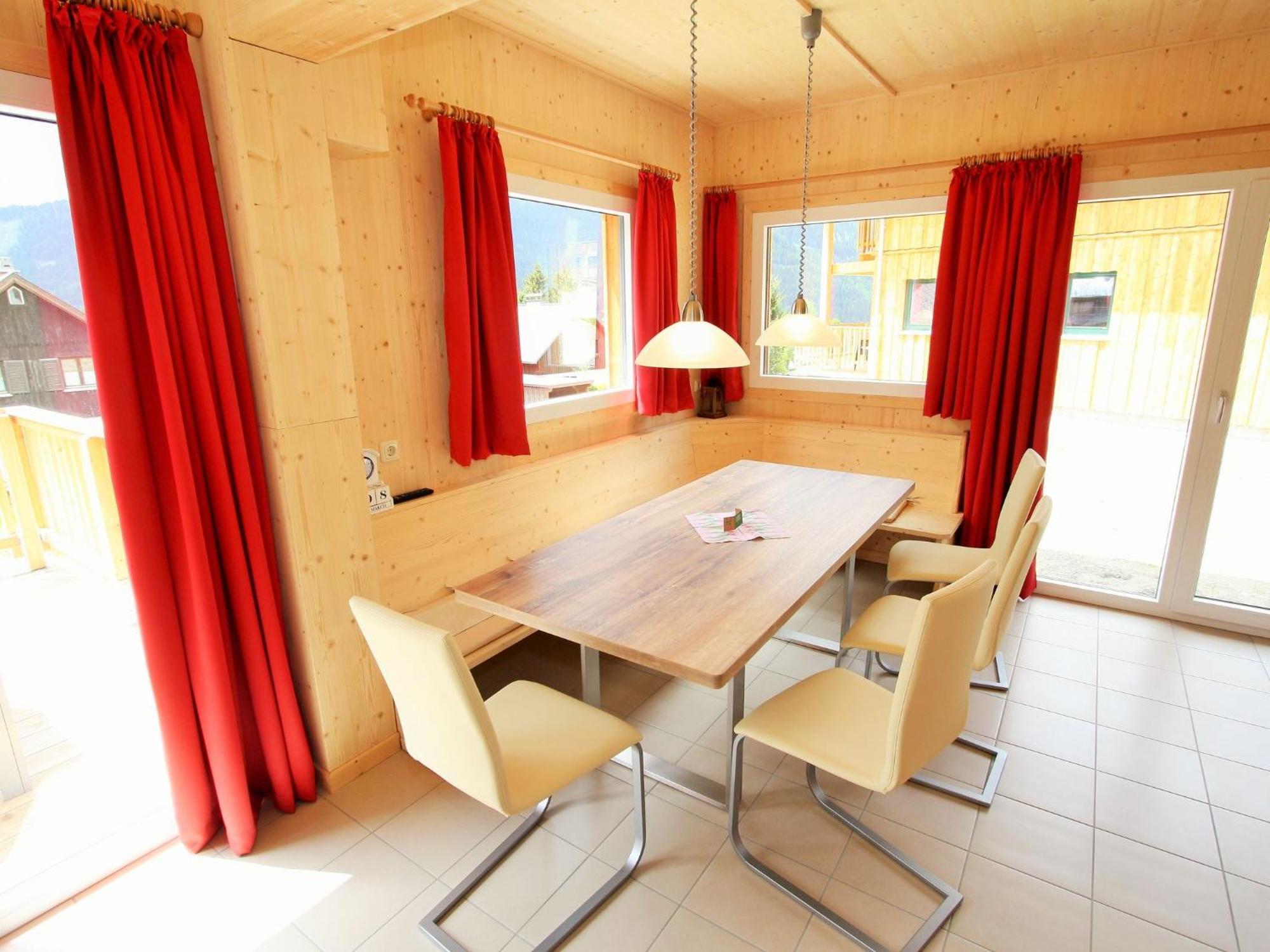 Villa Deluxe Chalet on a Slope in Hohentauern with Sauna Exterior foto